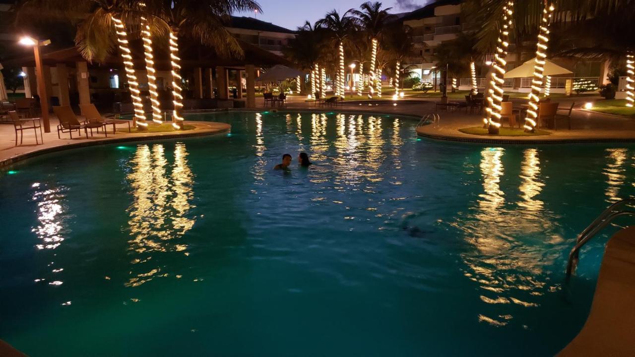 Paraiso Das Dunas - Apartamento A Beira Mar Com Jacuzzi - Proximo Ao Beach Park Aquiraz Dış mekan fotoğraf